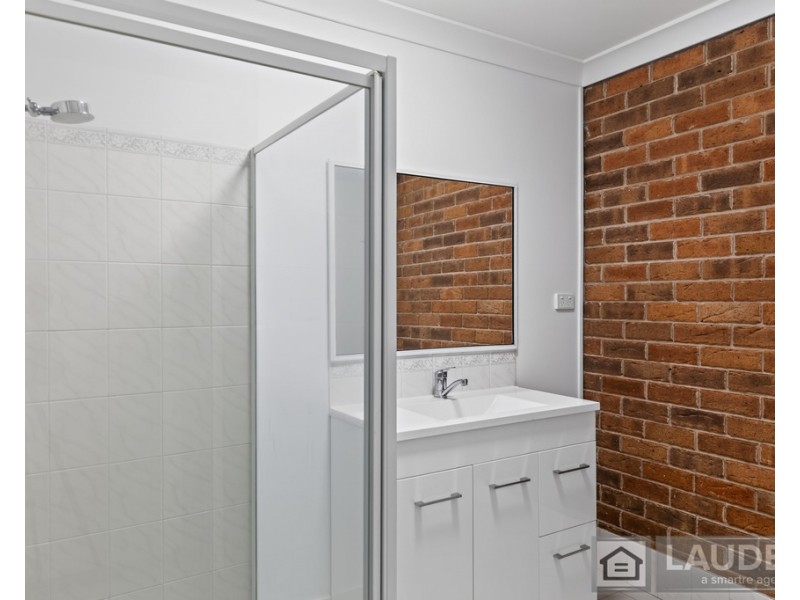2/5 Wyden Street, Old Bar NSW 2430