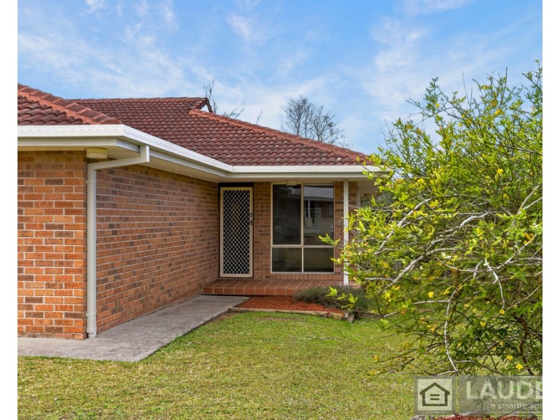 2/5 Wyden Street, Old Bar NSW 2430