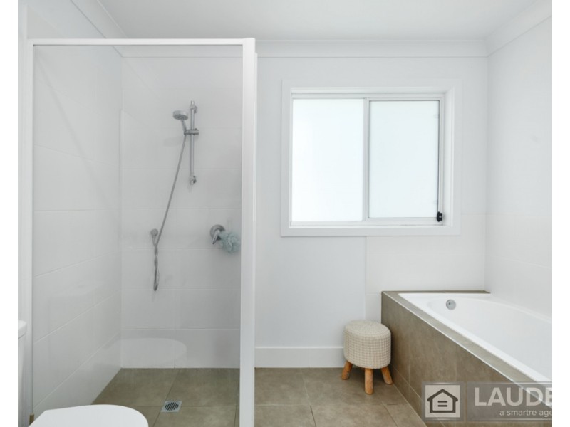 18 Marra Drive, Old Bar NSW 2430