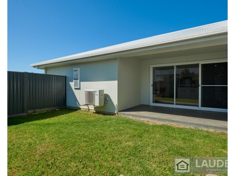 18 Marra Drive, Old Bar NSW 2430