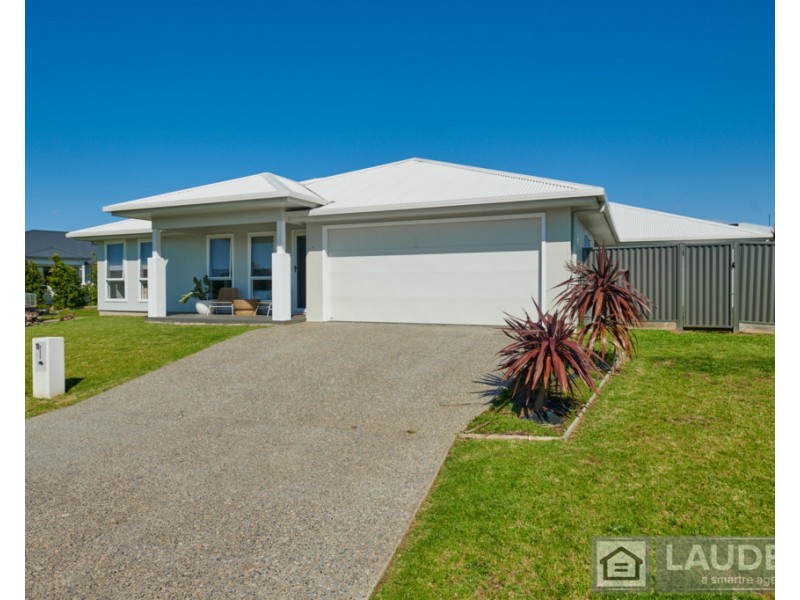 18 Marra Drive, Old Bar NSW 2430