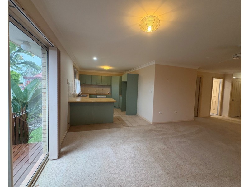 3/66 Old Bar Road, Old Bar NSW 2430