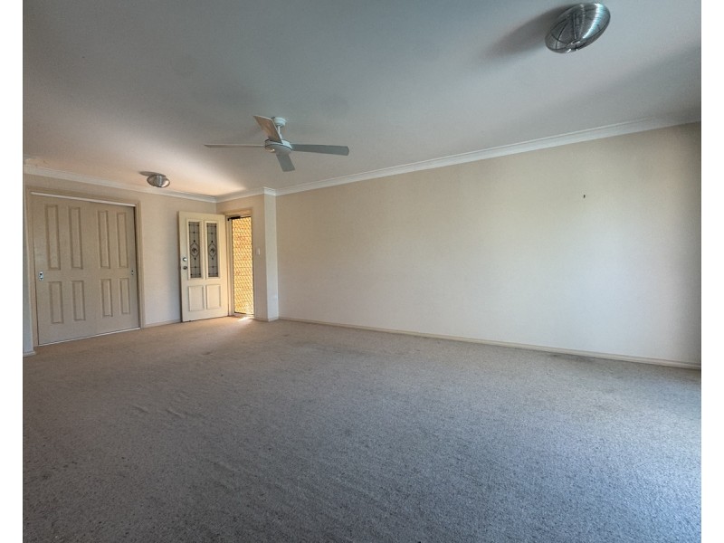 3/66 Old Bar Road, Old Bar NSW 2430