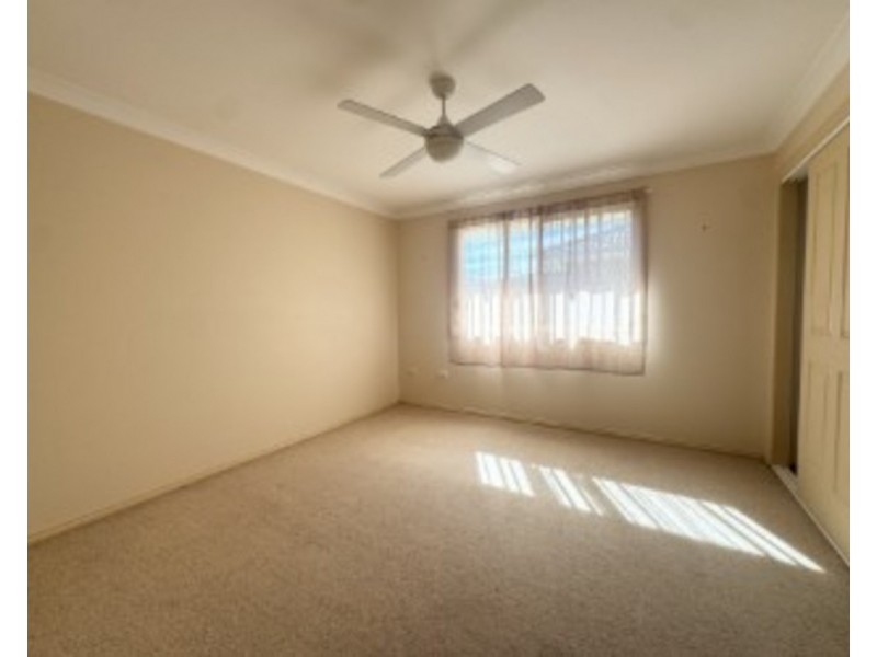 3/66 Old Bar Road, Old Bar NSW 2430
