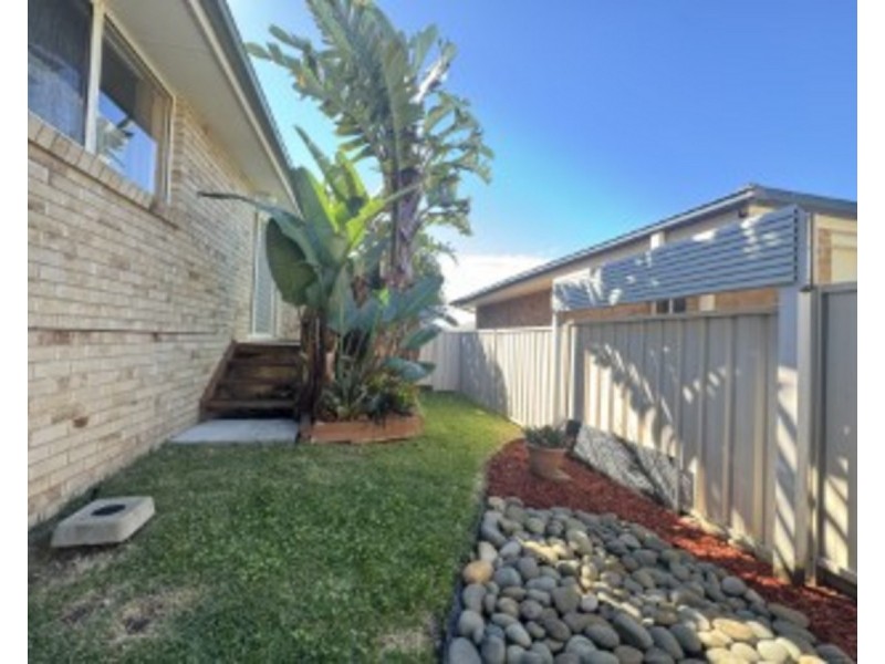 3/66 Old Bar Road, Old Bar NSW 2430