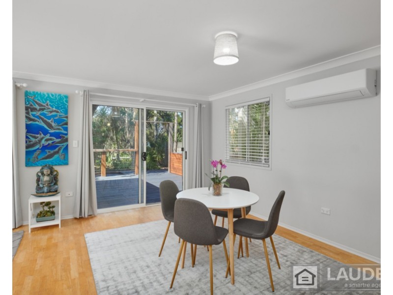 5 Pacific Parade, Old Bar NSW 2430