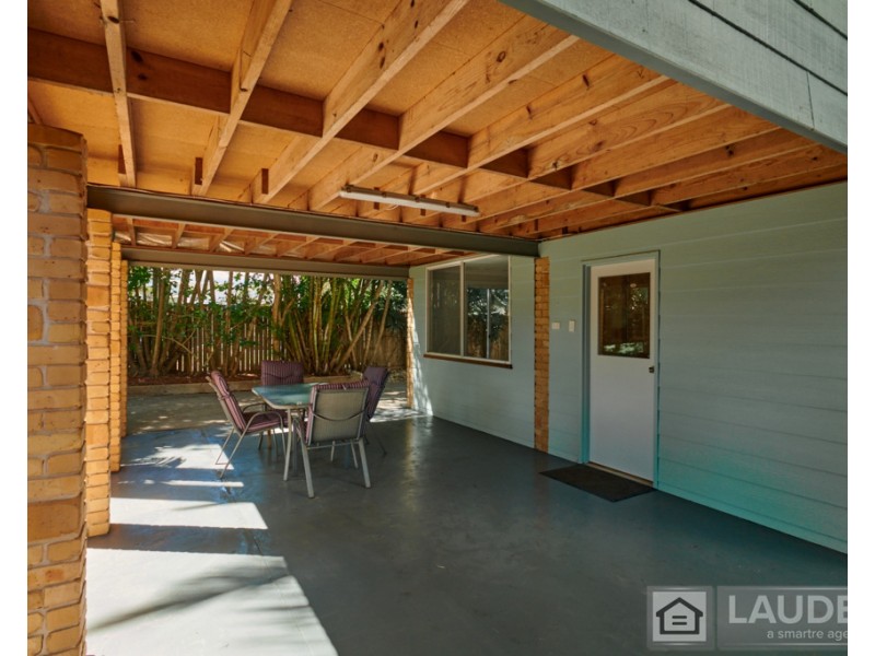 5 Pacific Parade, Old Bar NSW 2430