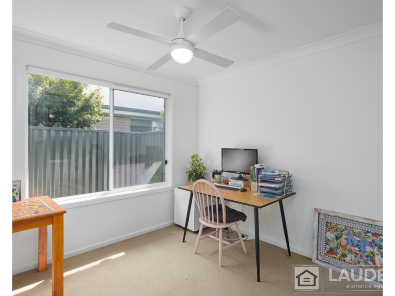 1 Auvergne Way, Old Bar NSW 2430
