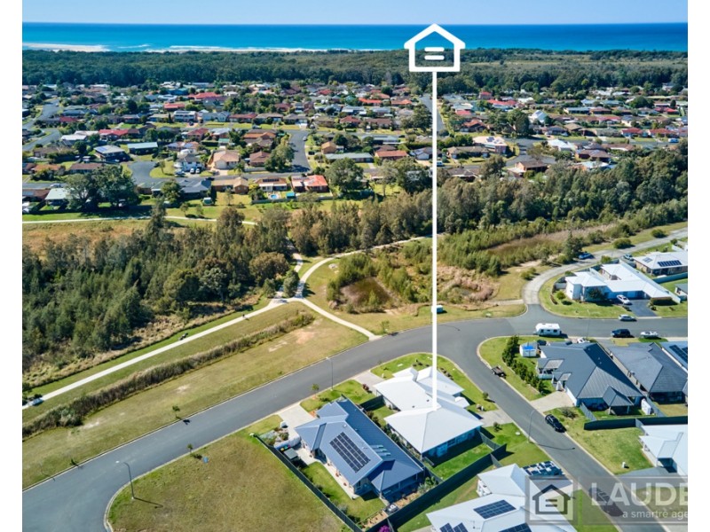 1 Auvergne Way, Old Bar NSW 2430