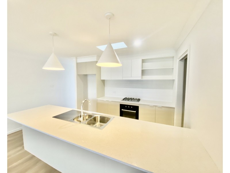 4B Bular Close, Old Bar NSW 2430