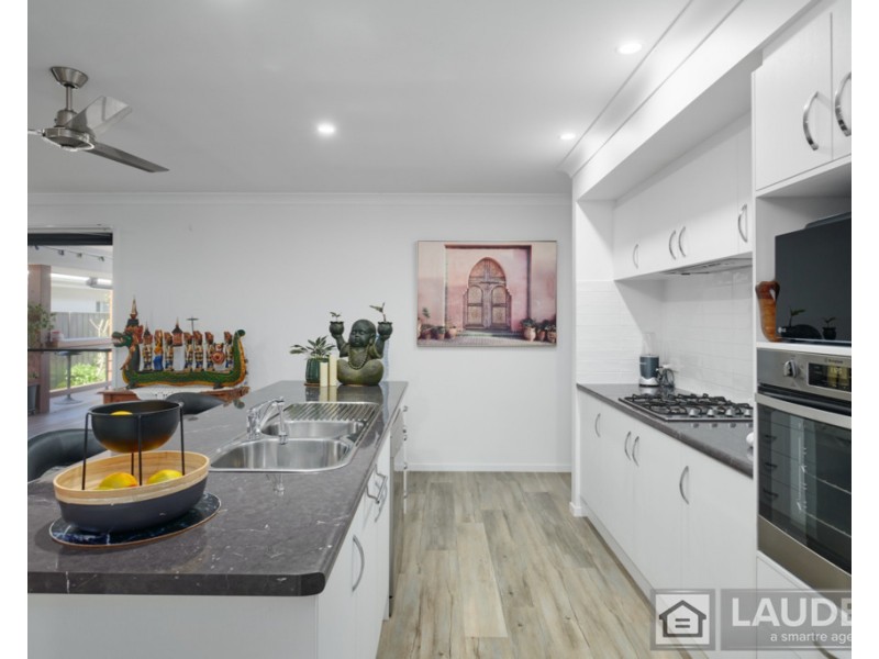 17 Trevally Avenue, Old Bar NSW 2430