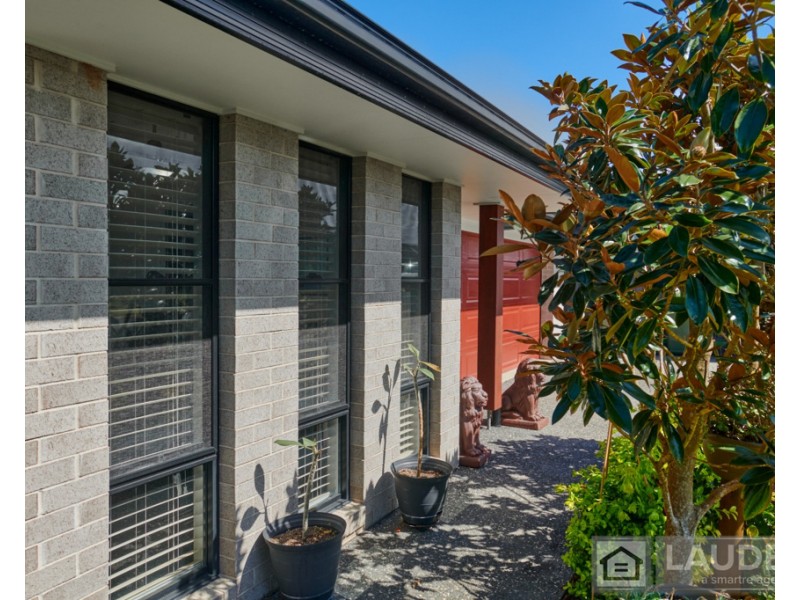 17 Trevally Avenue, Old Bar NSW 2430