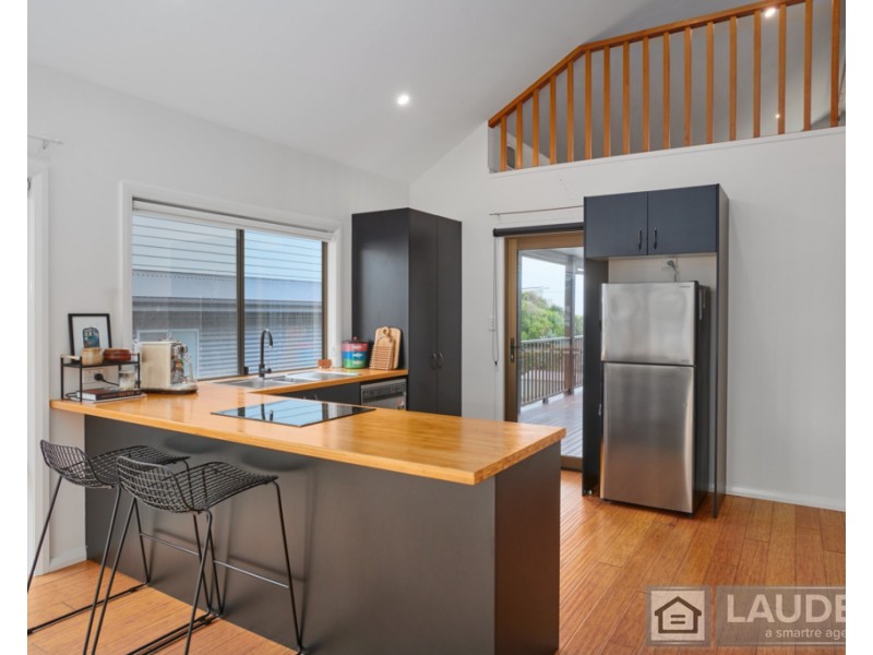 42 Hall Street, Old Bar NSW 2430