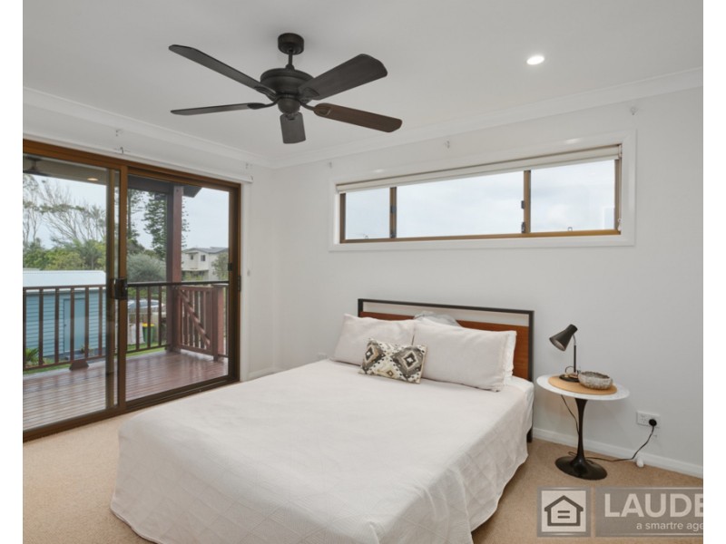42 Hall Street, Old Bar NSW 2430