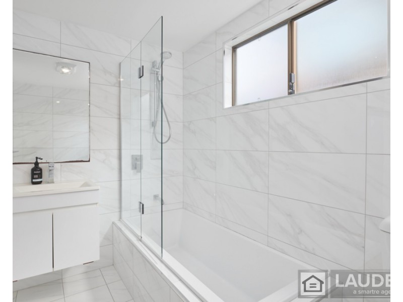 42 Hall Street, Old Bar NSW 2430