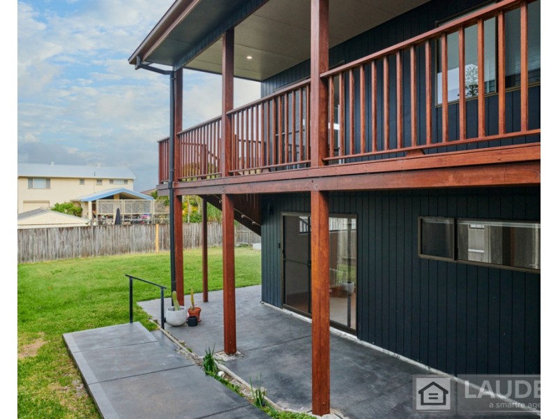 42 Hall Street, Old Bar NSW 2430