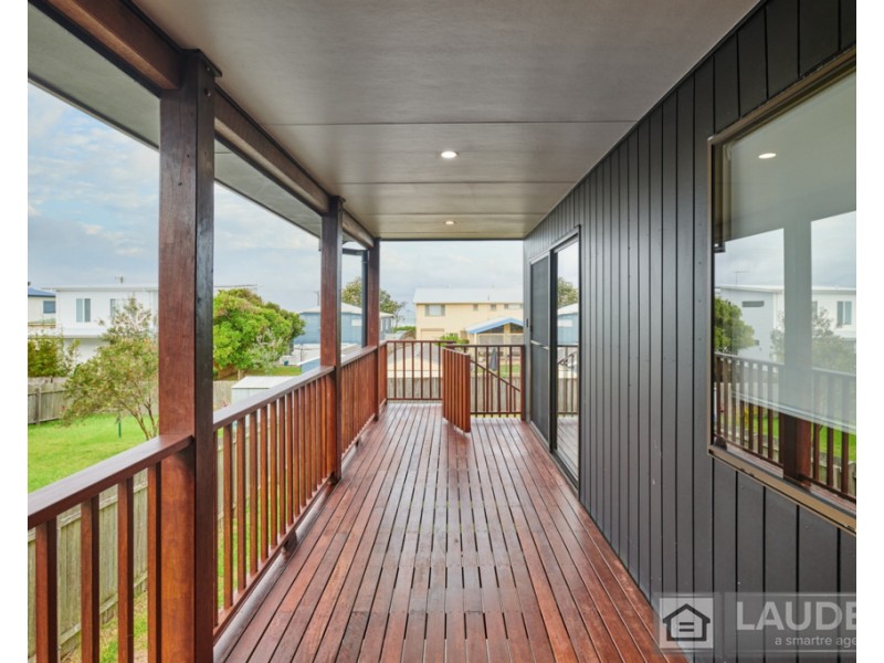 42 Hall Street, Old Bar NSW 2430