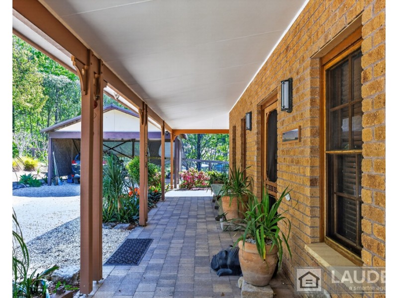 191 Ferry Road, Oxley Island NSW 2430