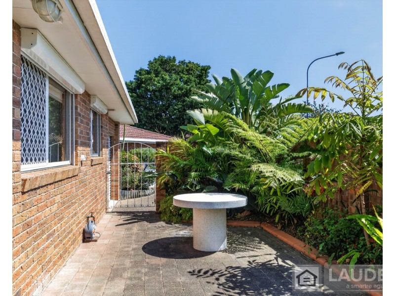 1/7 Casuarina Close, Old Bar NSW 2430
