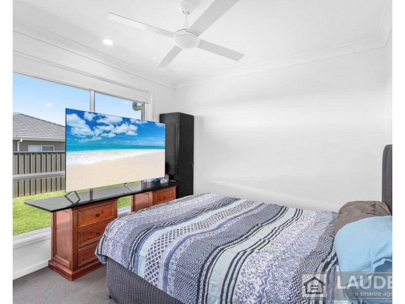 25 Driftwood Boulevard, Old Bar NSW 2430