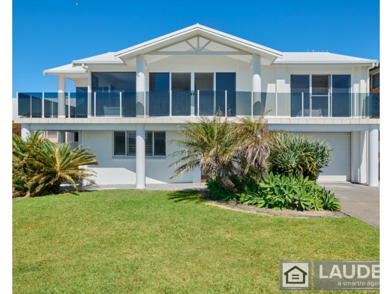7 Marine Drive, Wallabi Point NSW 2430