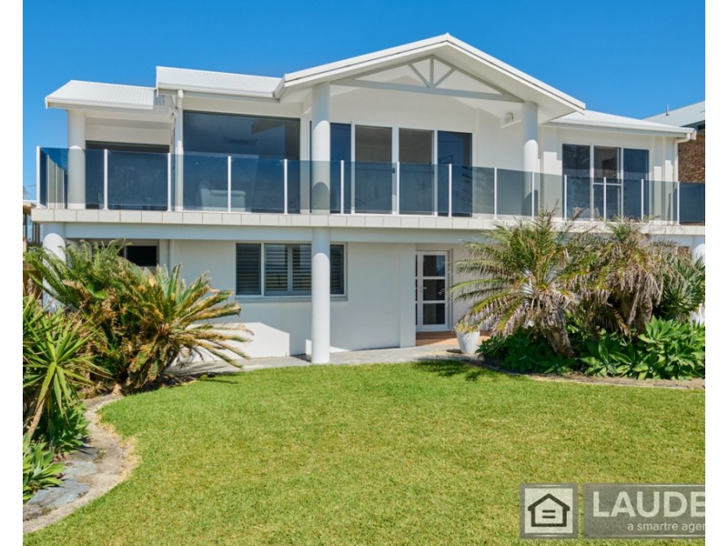7 Marine Drive, Wallabi Point NSW 2430