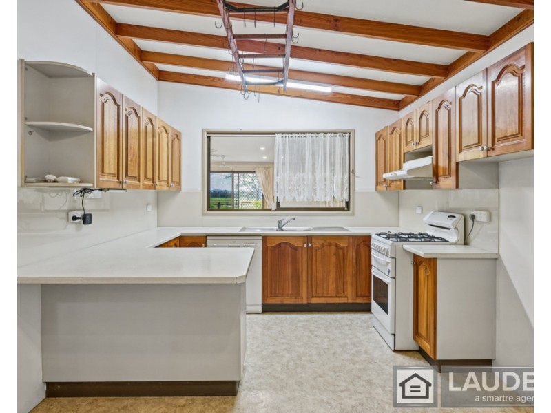 147 Ferry Road, Oxley Island NSW 2430