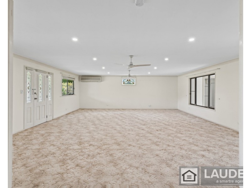 147 Ferry Road, Oxley Island NSW 2430