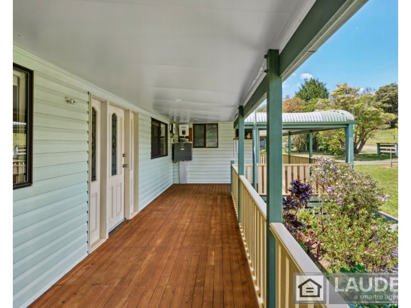147 Ferry Road, Oxley Island NSW 2430