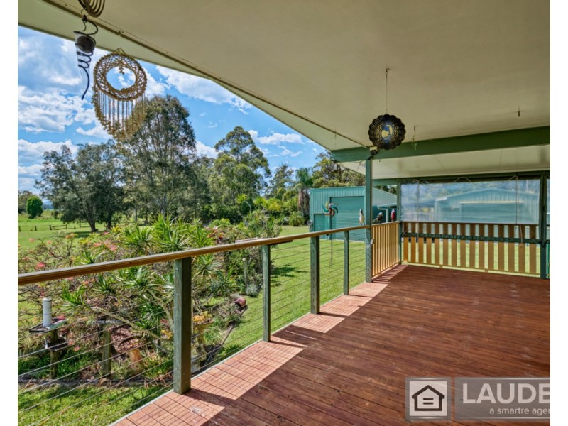 147 Ferry Road, Oxley Island NSW 2430