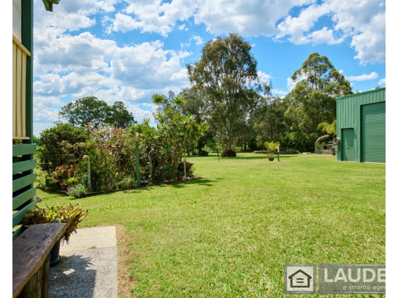 147 Ferry Road, Oxley Island NSW 2430