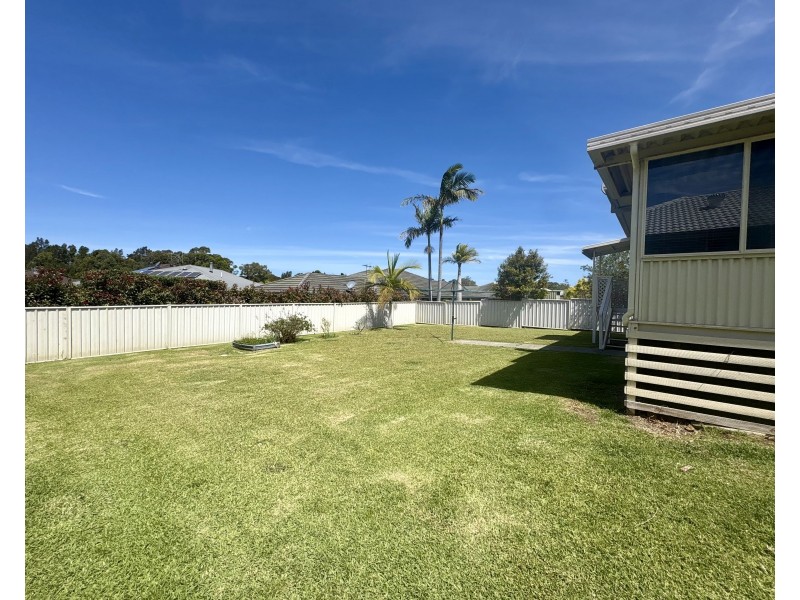 34 Medowie Road, Old Bar NSW 2430
