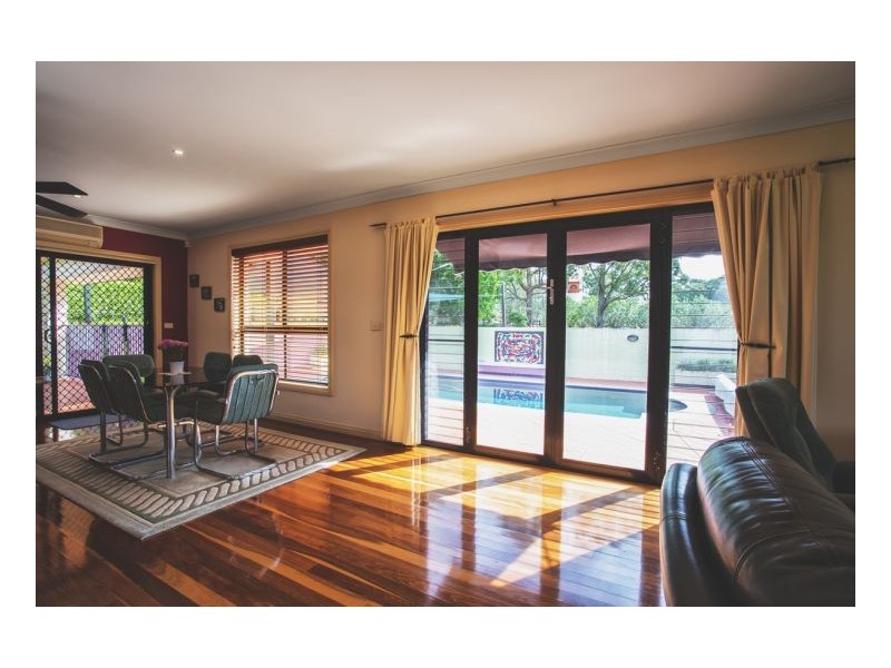 2 Windamere Place, Old Bar NSW 2430