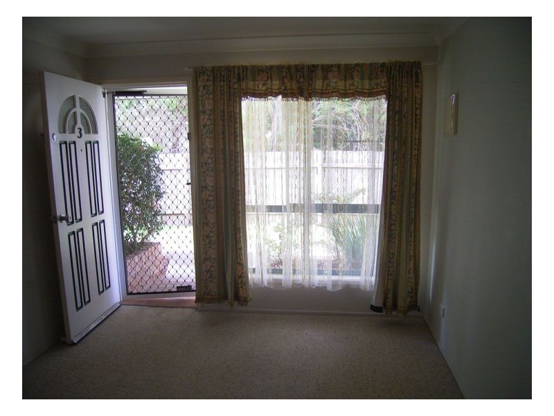 3/26 Old Bar Road, Old Bar NSW 2430