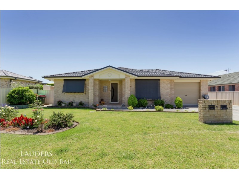 1/7 Albatross Way, Old Bar NSW 2430