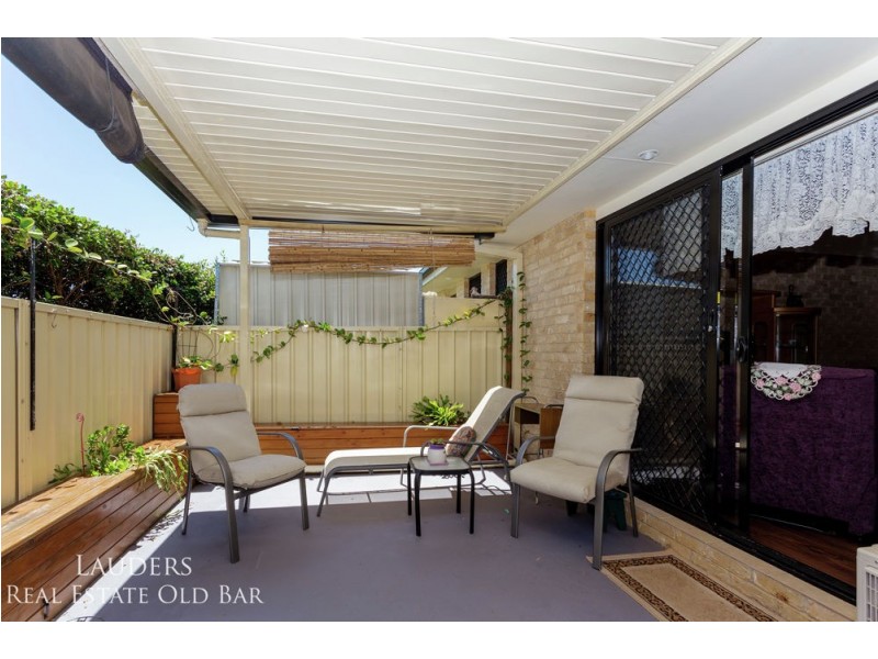 1/7 Albatross Way, Old Bar NSW 2430