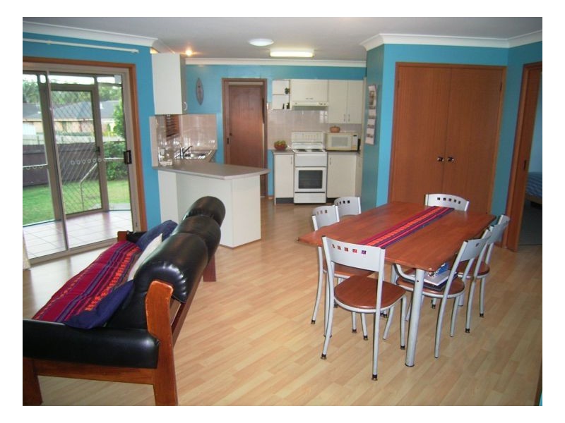 2/3 Leopardwood Street, Old Bar NSW 2430