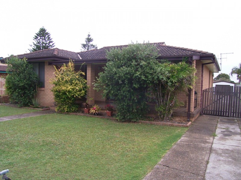 19 Richardson Street, Old Bar NSW 2430