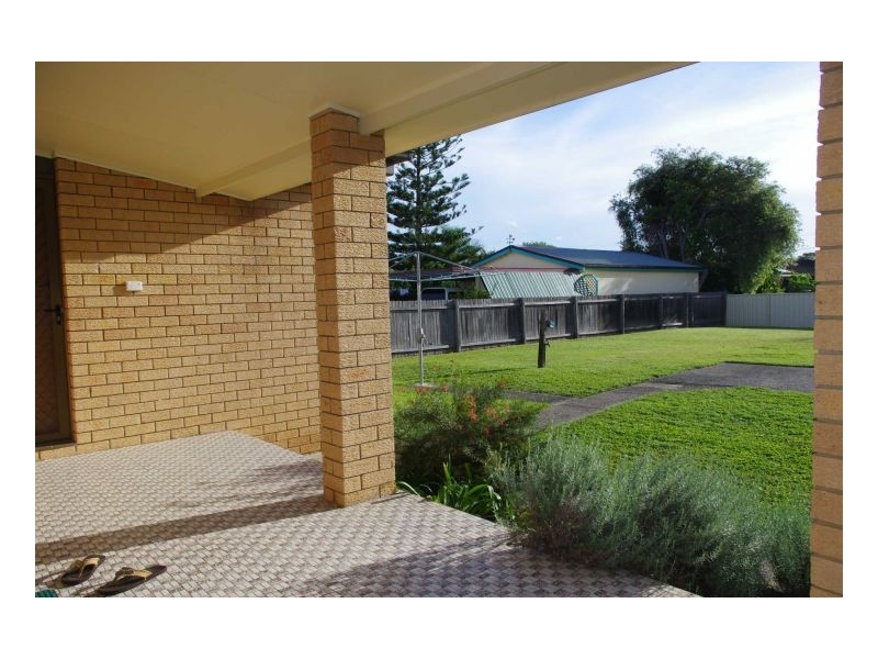 19 Richardson Street, Old Bar NSW 2430