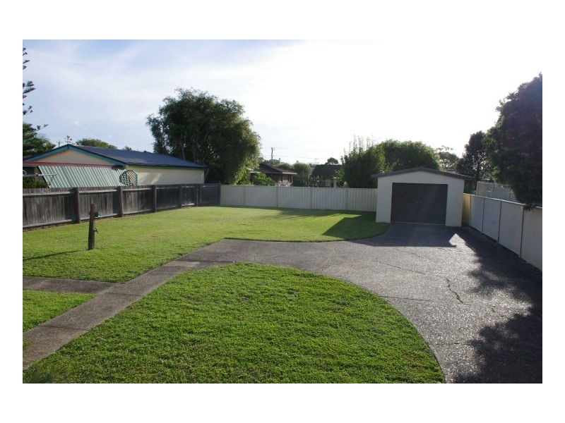 19 Richardson Street, Old Bar NSW 2430