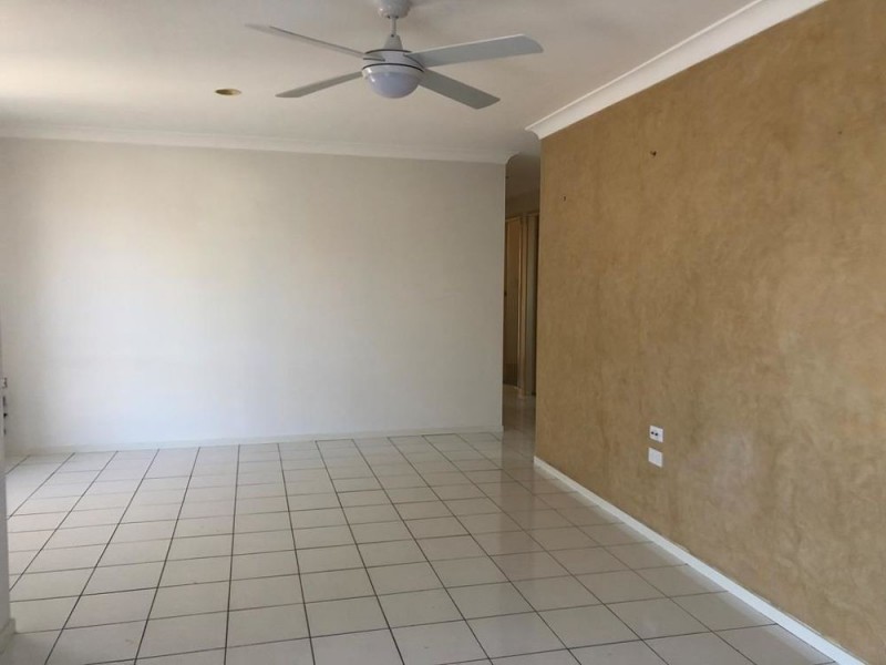 2/58a Waterman Street, Old Bar NSW 2430