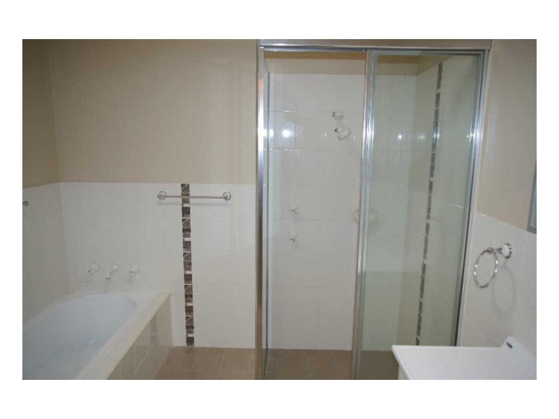 2/11 Rosier Place, Old Bar NSW 2430