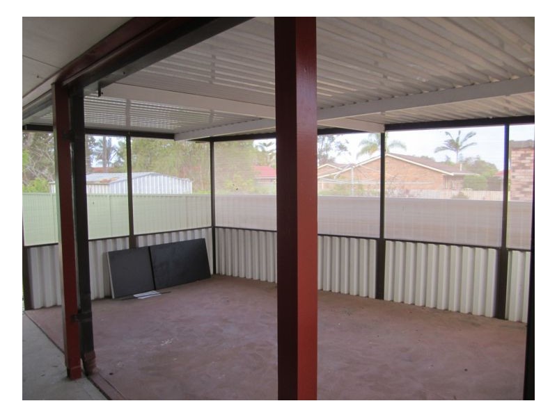 17 Joel Drive, Old Bar NSW 2430