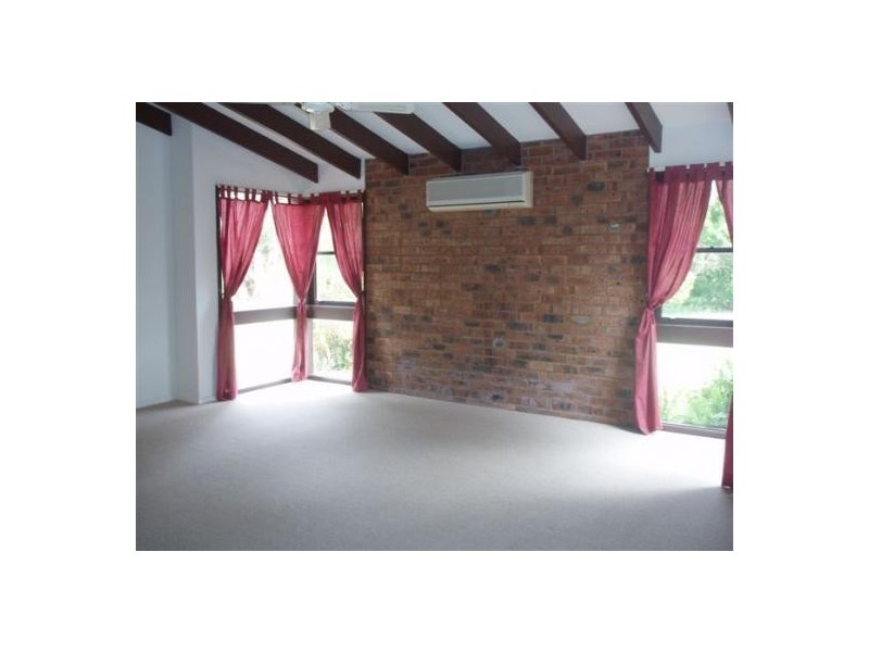 14 Oceanic Place, Old Bar NSW 2430