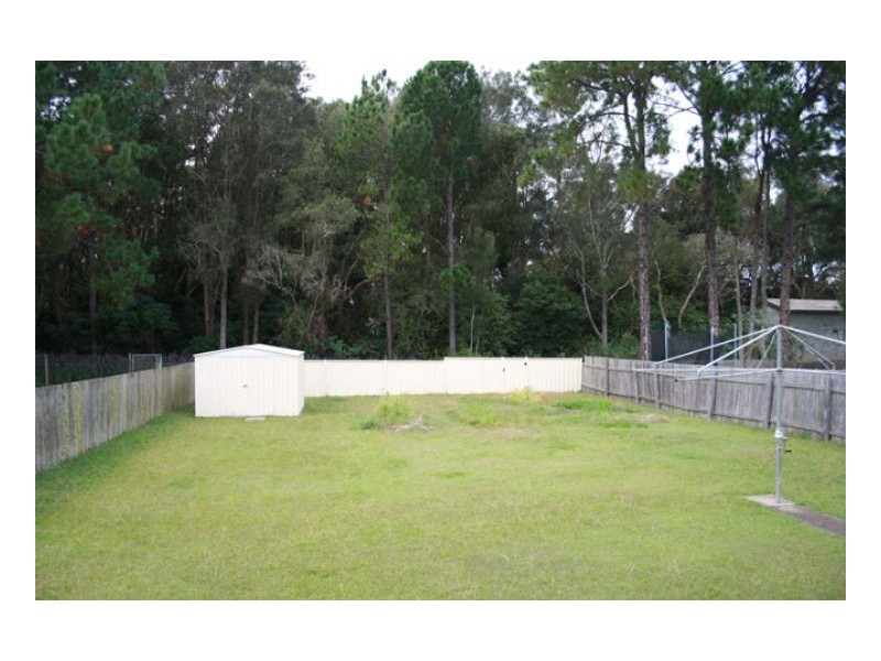 6 Richardson St, Old Bar NSW 2430