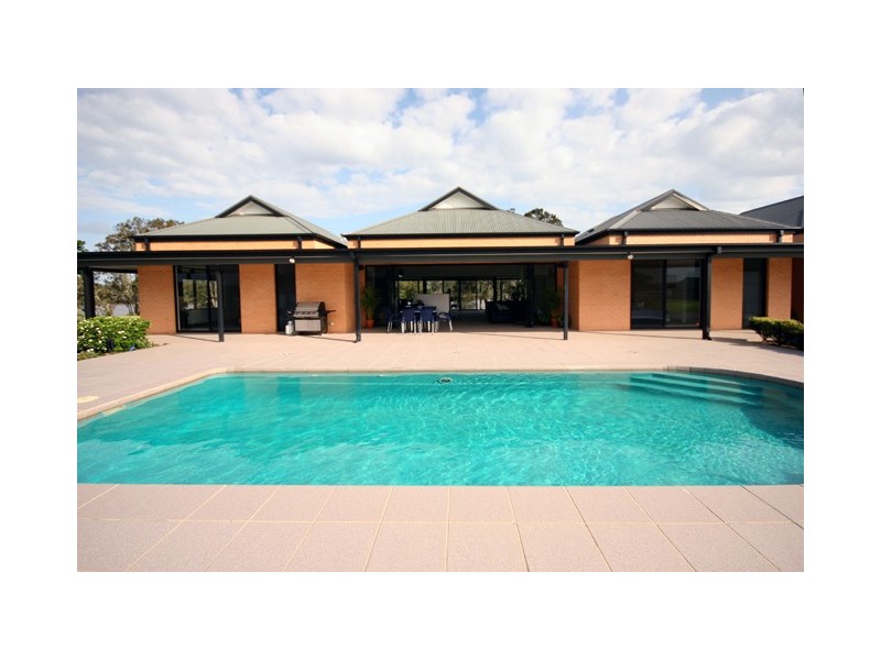 Oxley Island NSW 2430