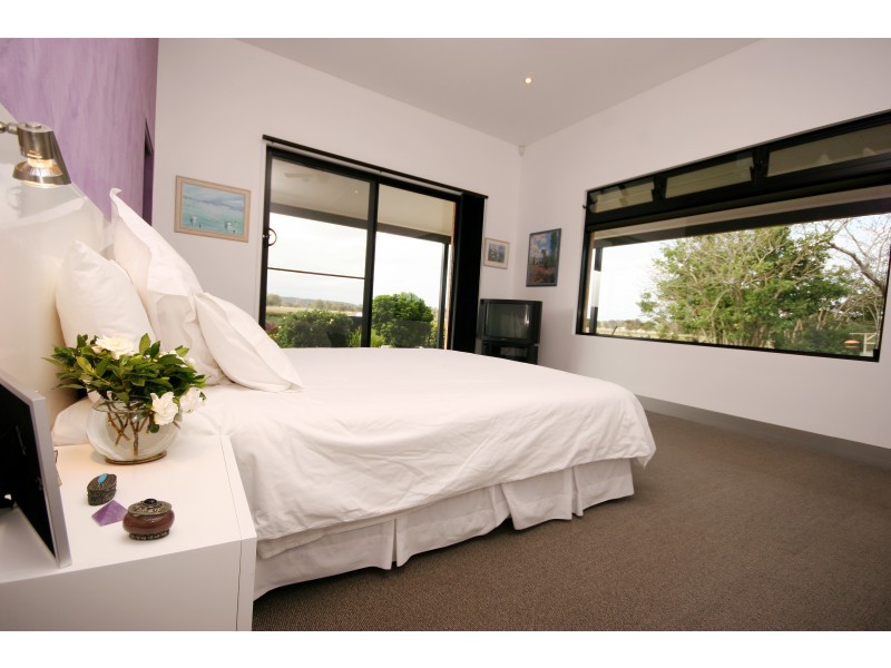 Oxley Island NSW 2430