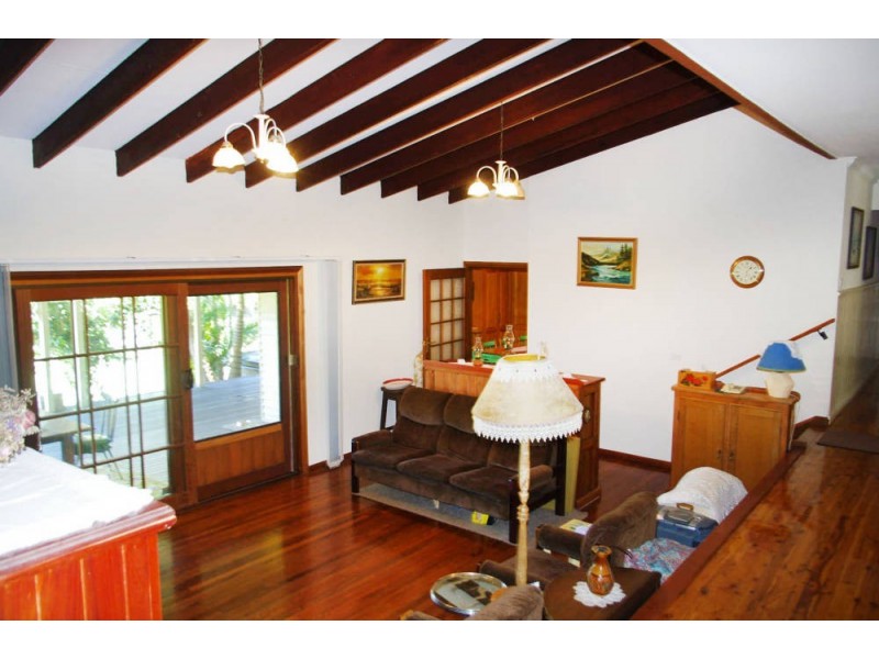 26 Oakflat Close, Old Bar NSW 2430