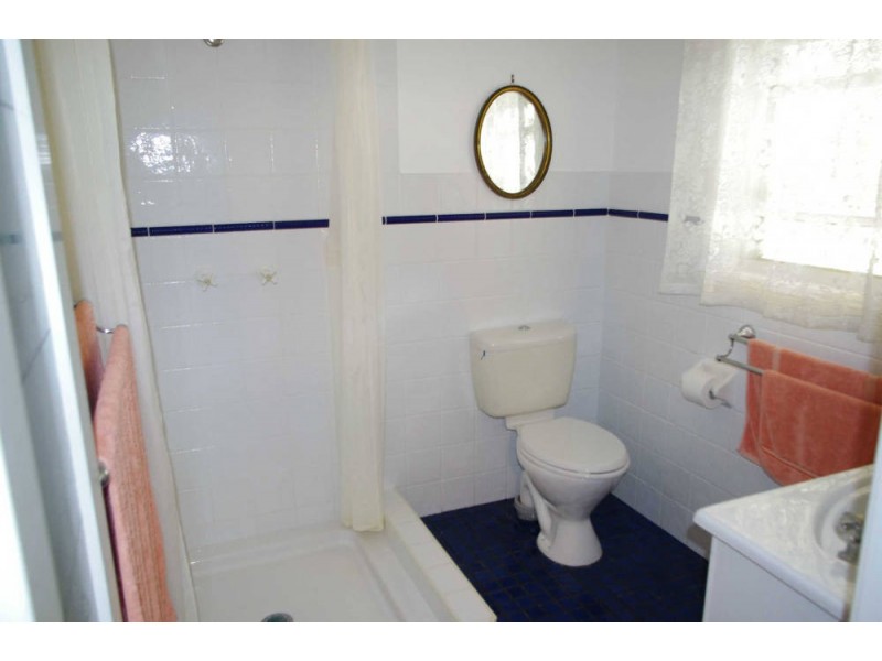 26 Oakflat Close, Old Bar NSW 2430