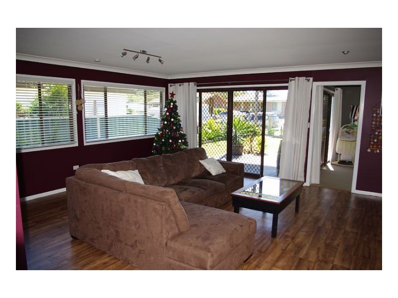 51 Waterman Street, Old Bar NSW 2430